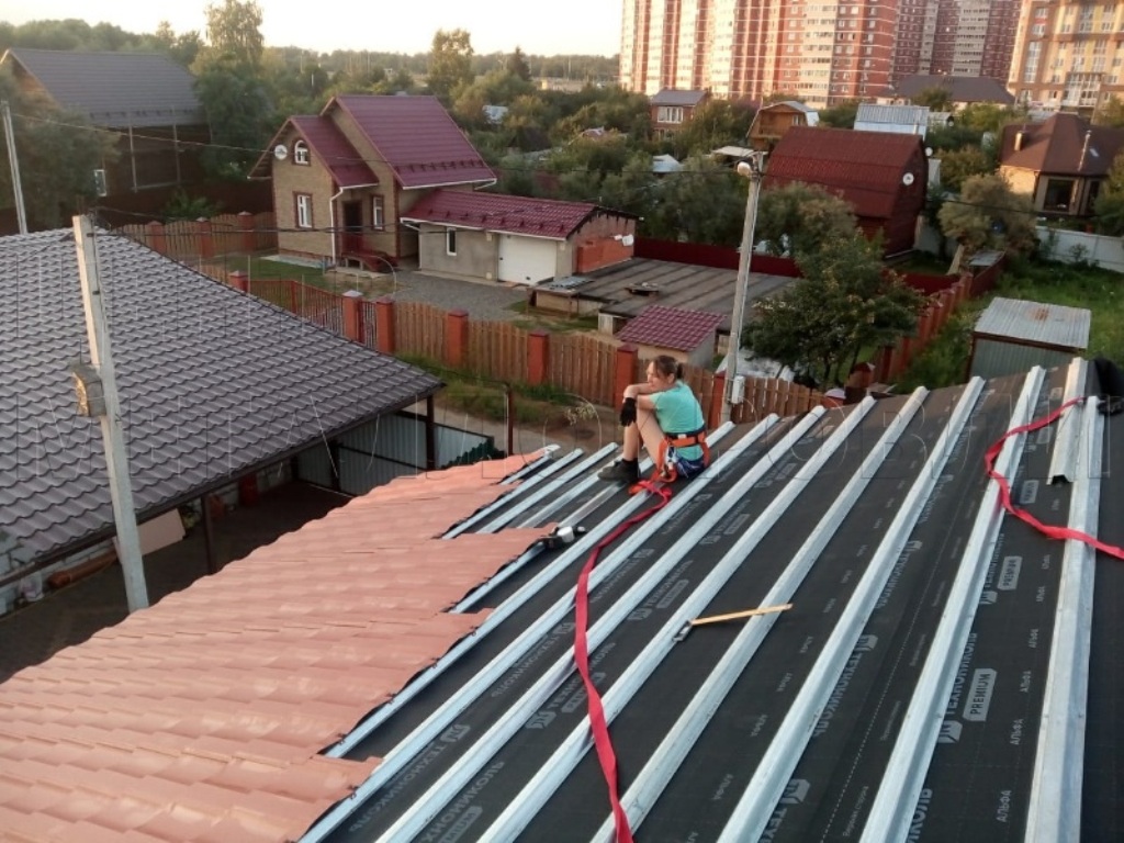 Металлочерепица Геркулес 8004 терракотовый Стальной Бархат от Центра Металлокровли в Чите