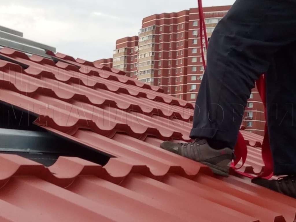 Металлочерепица Геркулес 8004 терракотовый Стальной Бархат от Центра Металлокровли в Чите